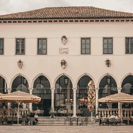 Apartamento Mezenin Solis