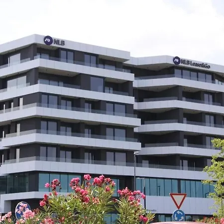 Mezenin Solis Appartement