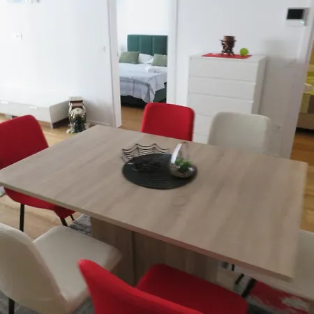Appartement Mezenin Solis Koper