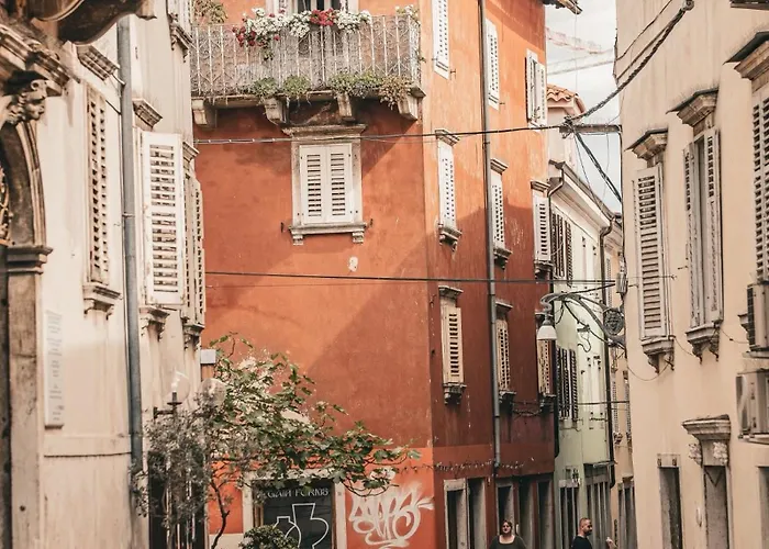 Mezenin Solis アパート